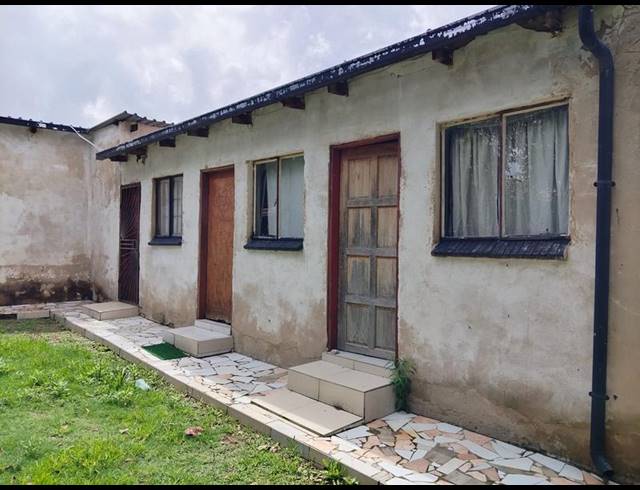 5 BEDROOM HOUSE FOR SALE IN NORKEM PARK